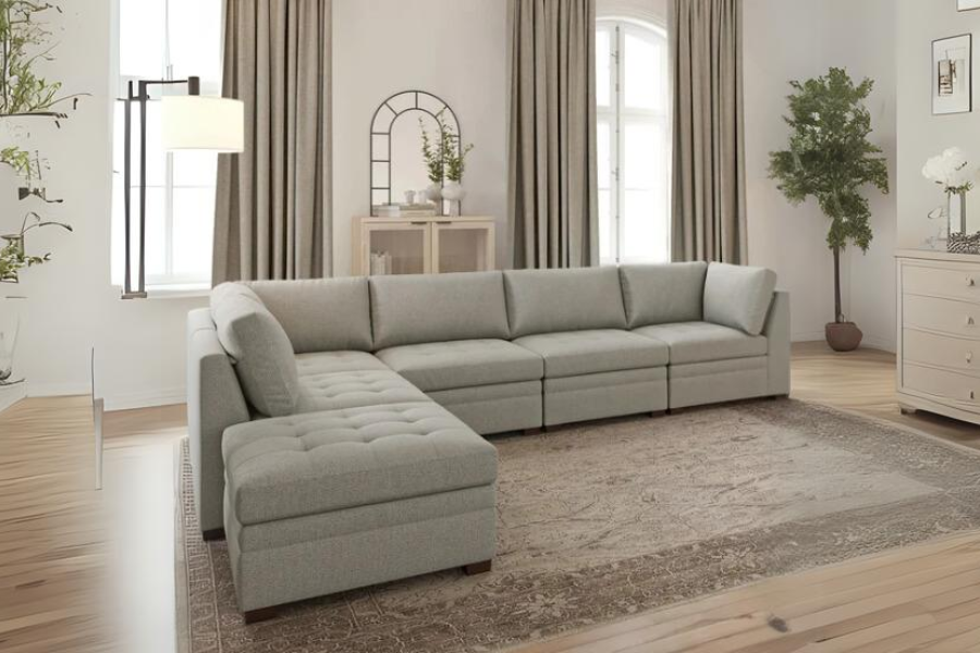 Thomasville Tisdale Modular Sectional 6 piece Boucle with Storage Ottoman