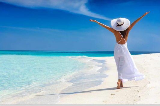 CHARM Sea Breeze Glam Woman Modern Wall Art TG