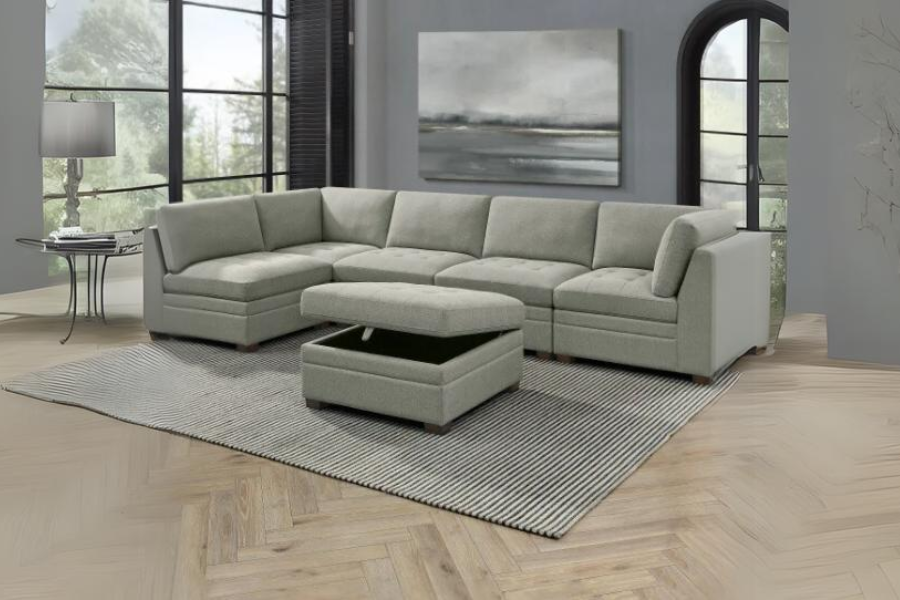 Thomasville Tisdale Fabric Sectional with Storage Ottoman Floor Model