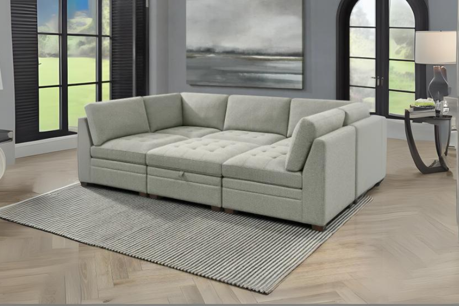 Thomasville Tisdale Fabric Sectional with Storage Ottoman Floor Model