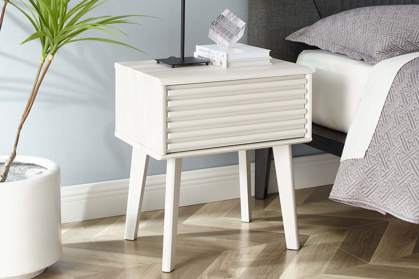 Render End Table. - Venini Furniture 