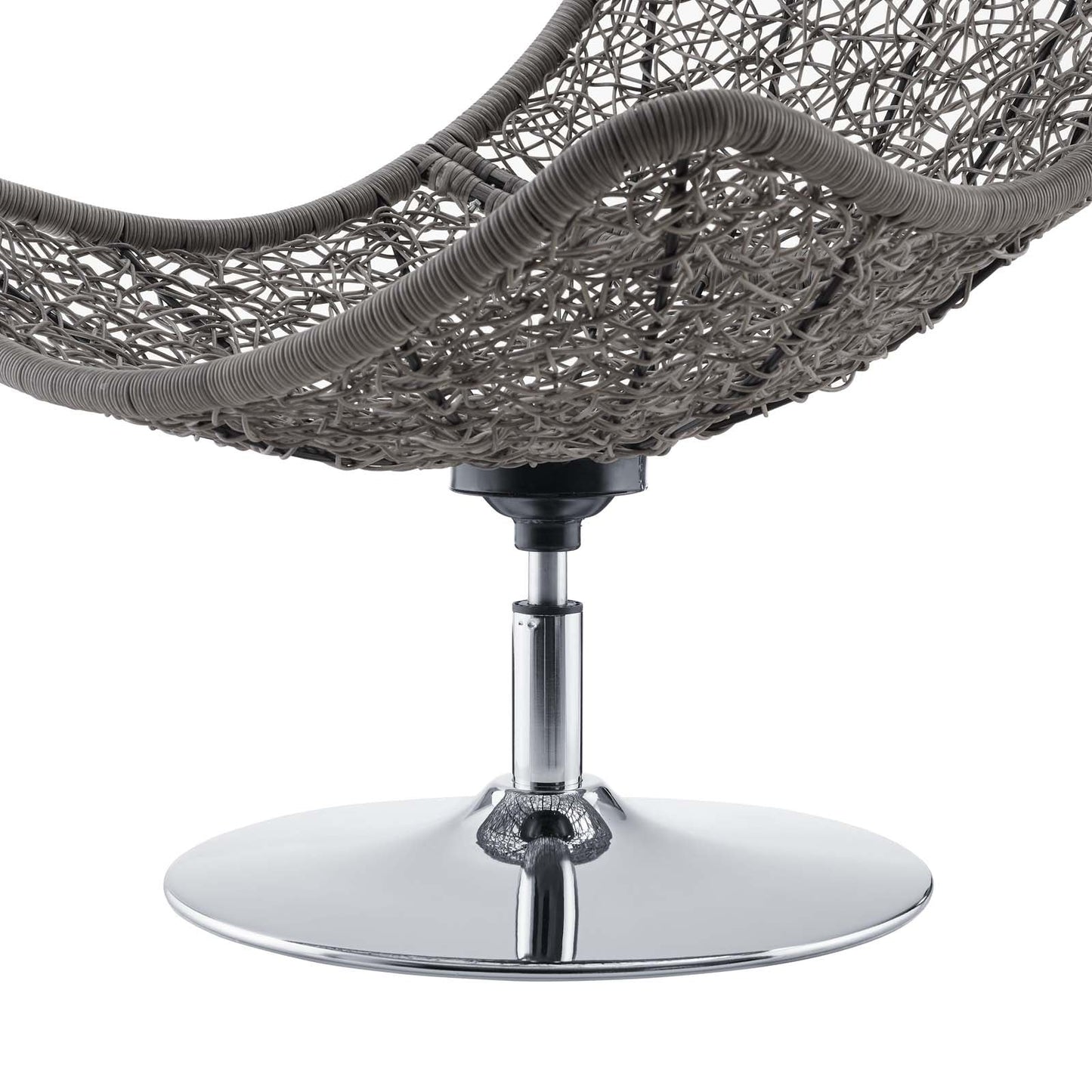 Brighton Wicker Rattan Outdoor Patio Swivel Lounge Chair. - Venini Furniture 