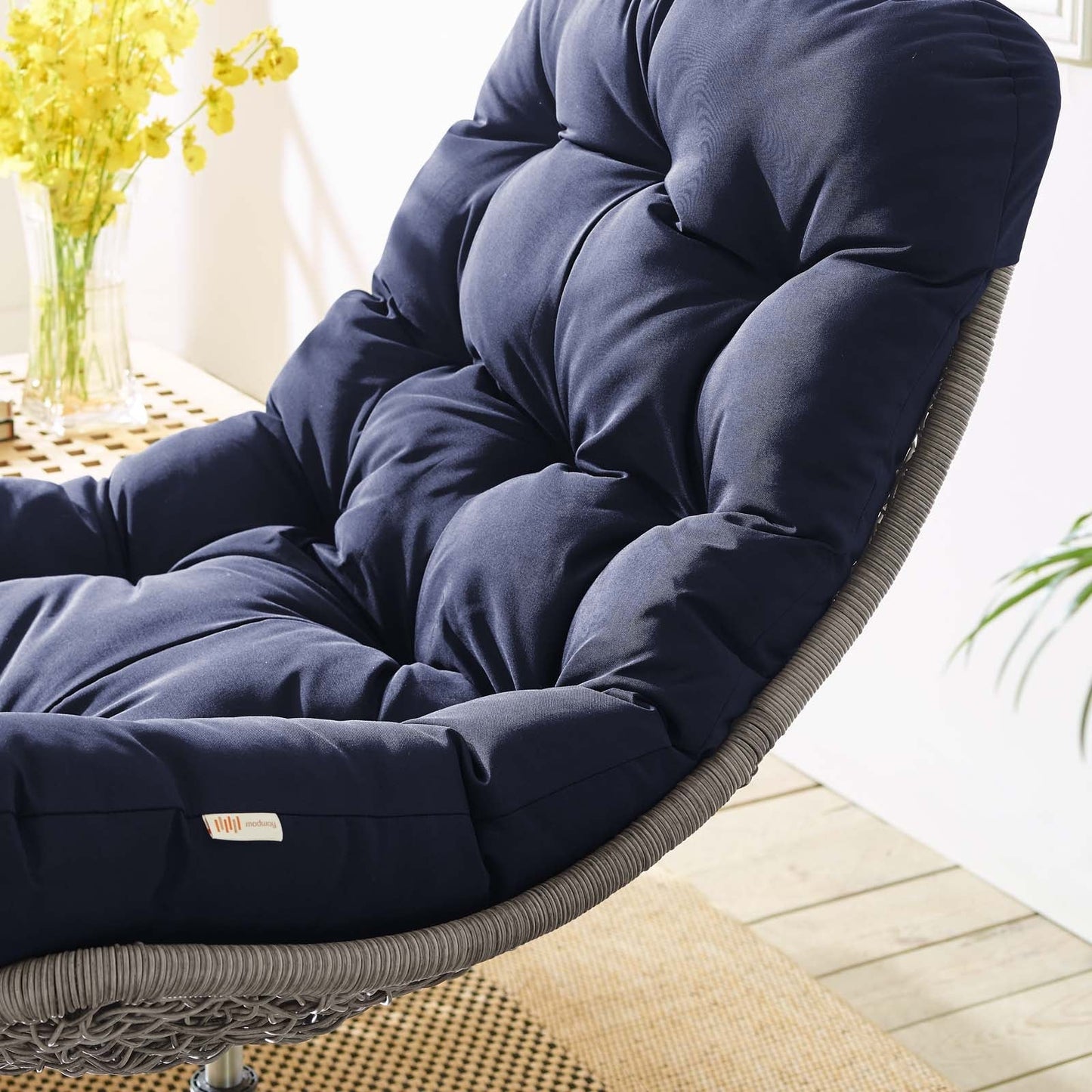 Brighton Wicker Rattan Outdoor Patio Swivel Lounge Chair. - Venini Furniture 