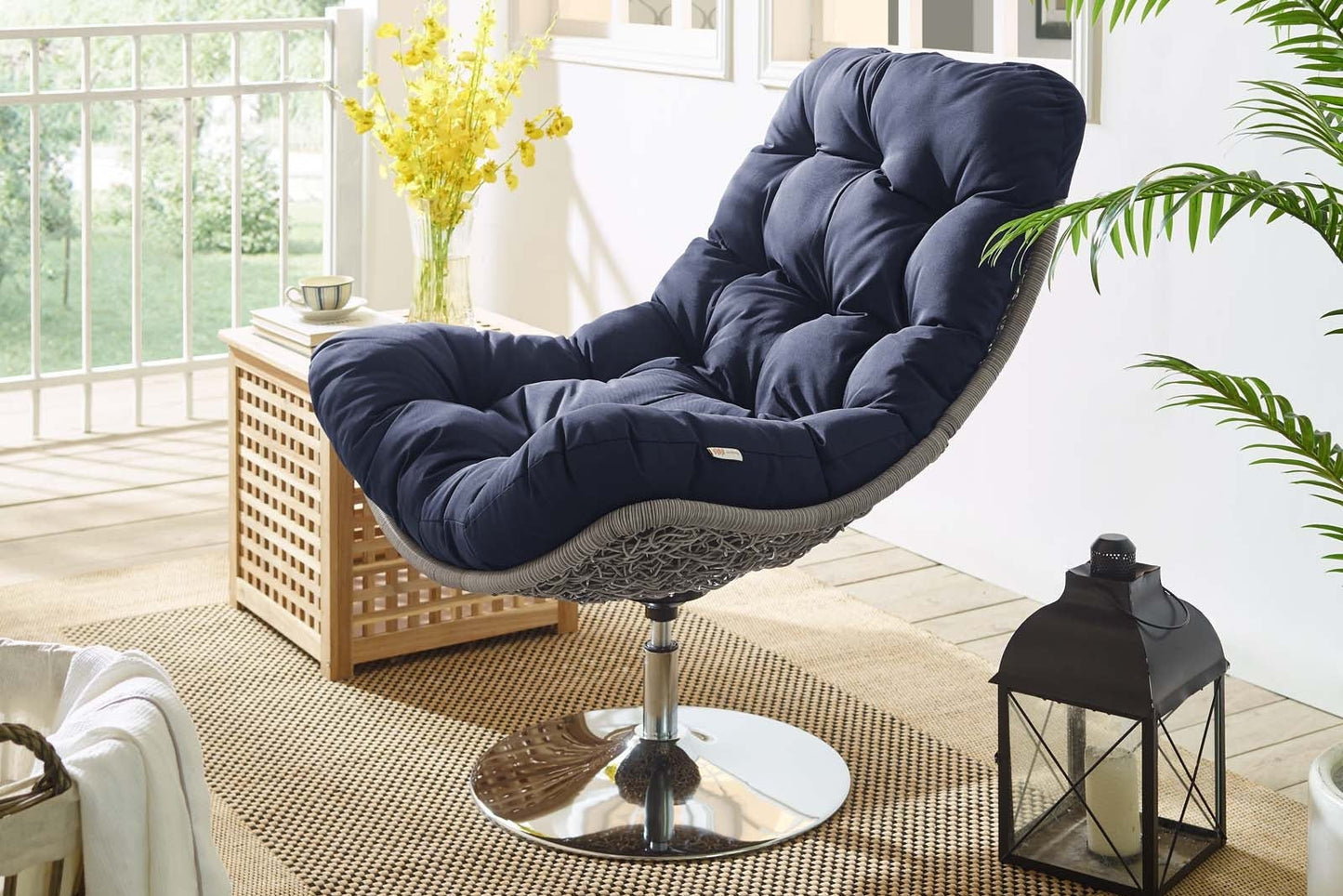 Brighton Wicker Rattan Outdoor Patio Swivel Lounge Chair. - Venini Furniture 