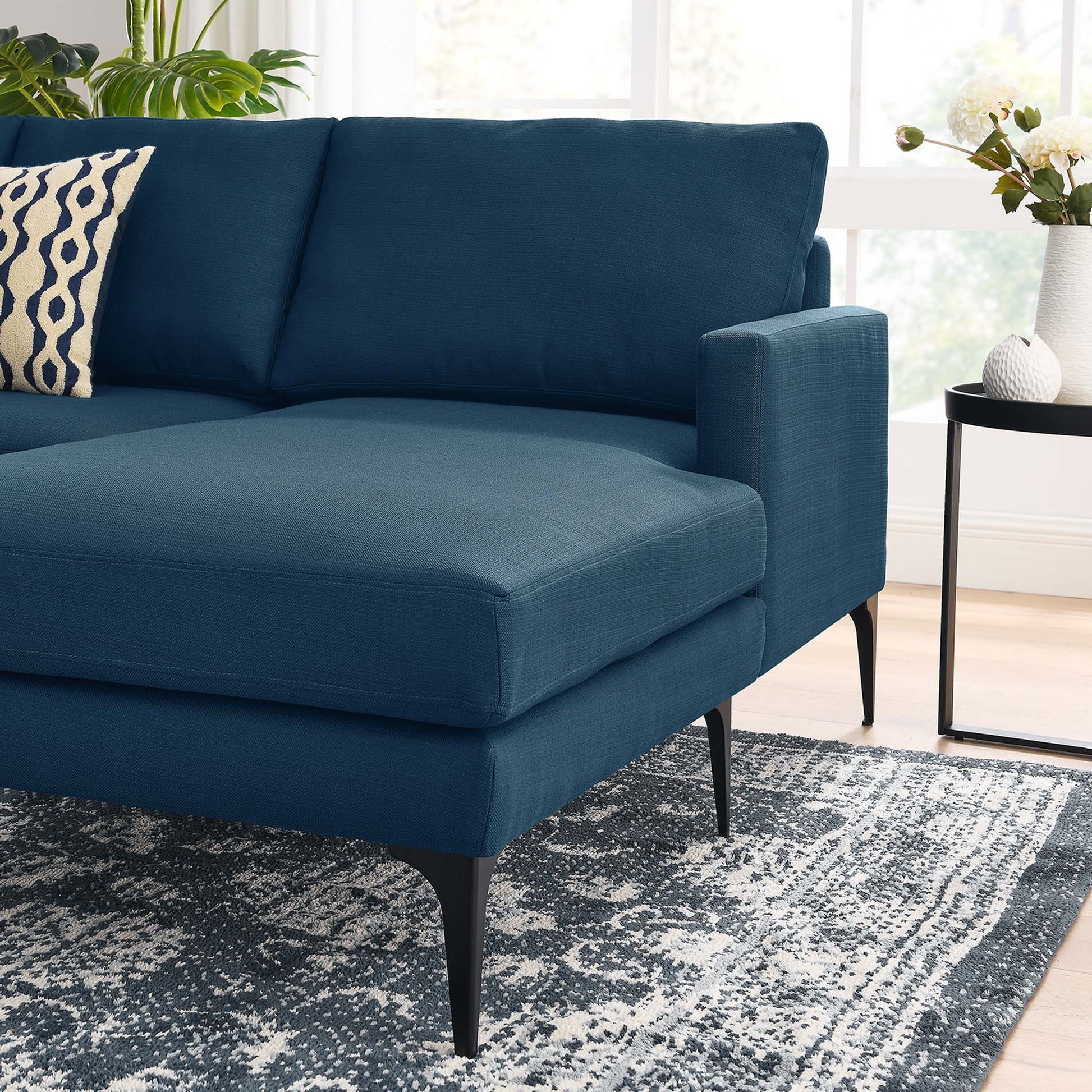 Evermore Right-Facing Upholstered Fabric Sectional Sofa. - Venini Furniture 