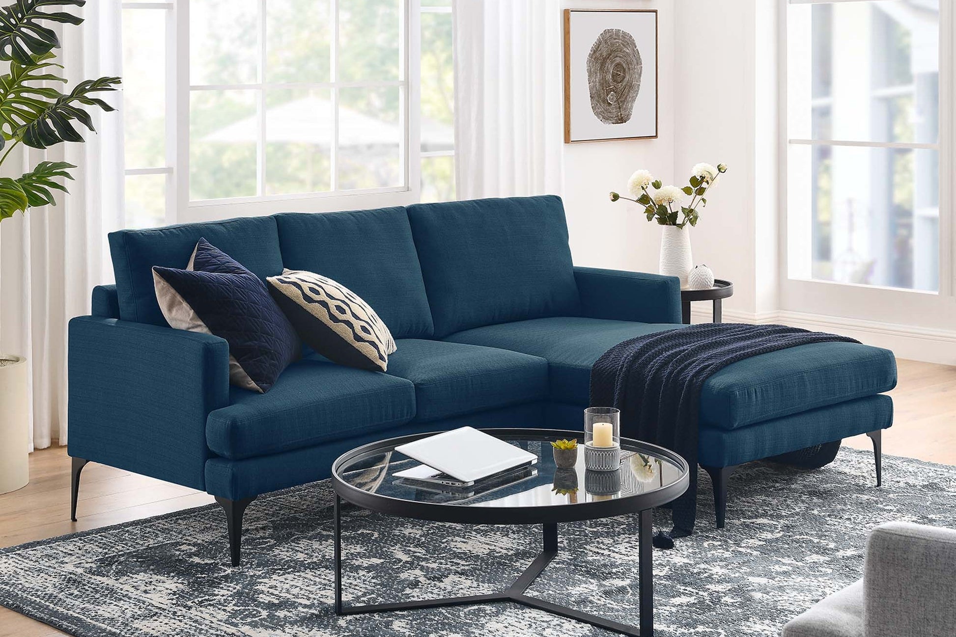Evermore Right-Facing Upholstered Fabric Sectional Sofa. - Venini Furniture 